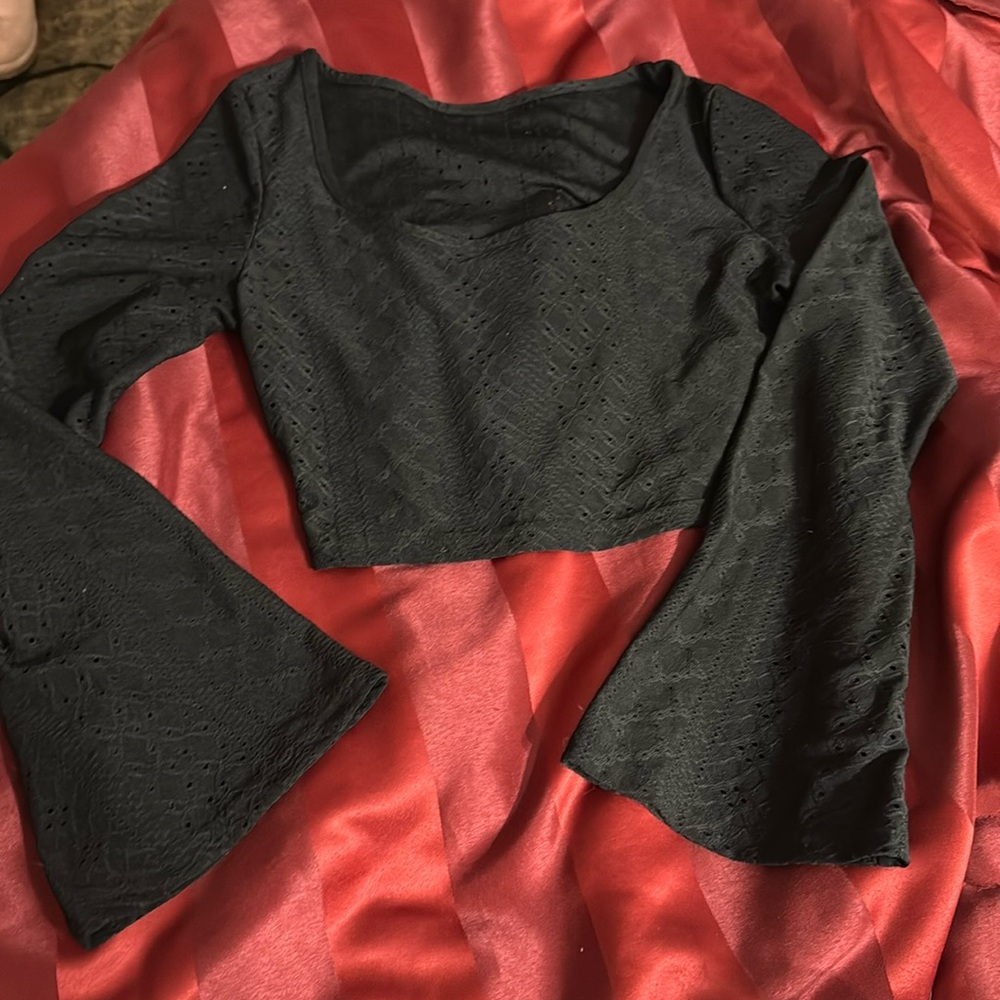 Long sleeve flare crop top lace square neck